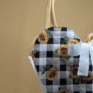 Handmade Heart Shaped Sunflower Handbag
